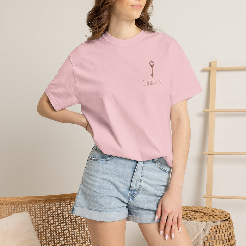 Isaiah 22:22 Key Graphic T-Shirt