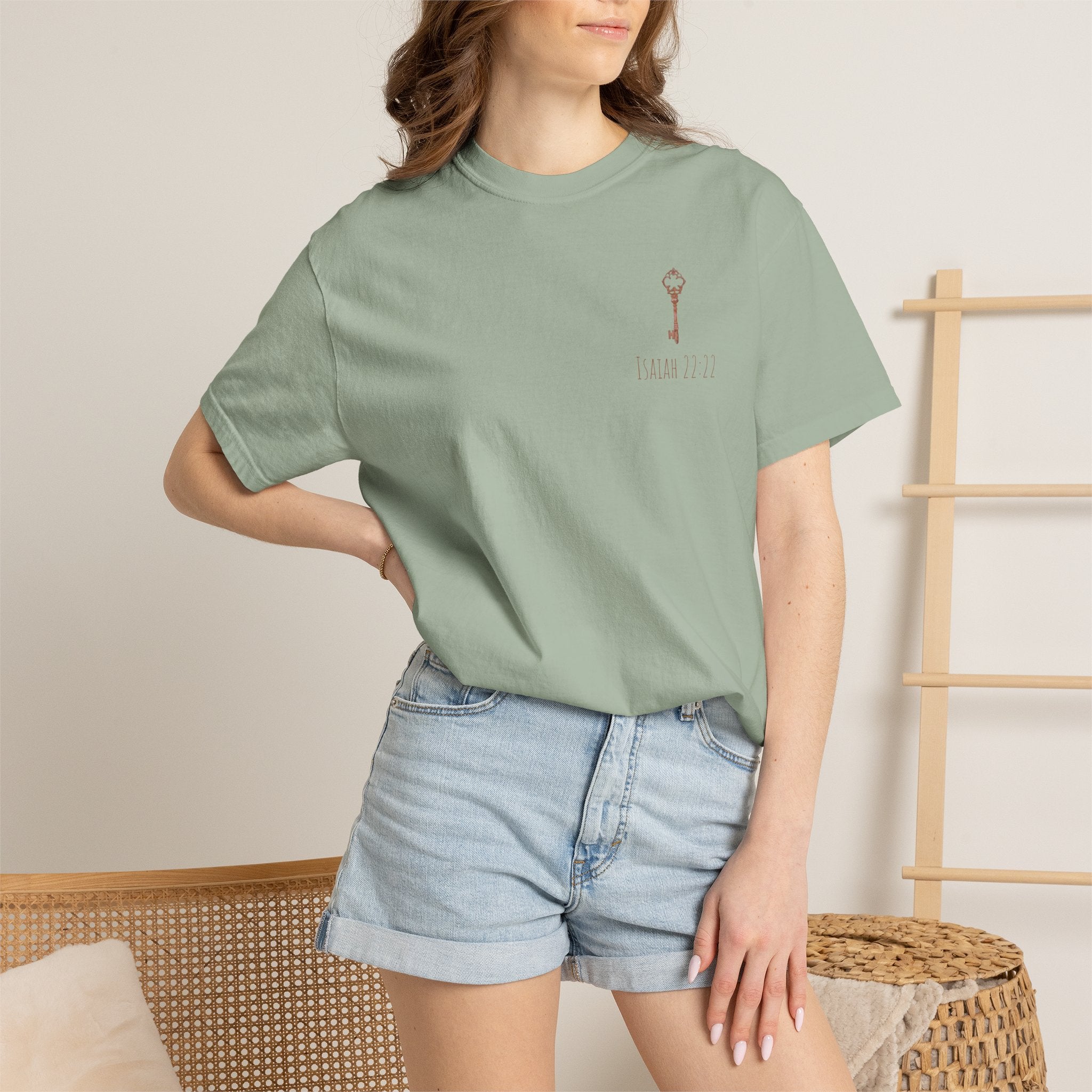 Isaiah 22:22 Key Graphic T-Shirt